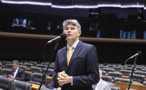 Medeiros denuncia &agrave; PGR persegui&ccedil;&atilde;o pol&iacute;tica e fraude processual no caso Filipe Martins