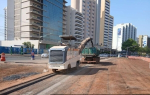 Tr&acirc;nsito ser&aacute; alterado em dois retornos da Avenida do CPA para continuidade das obras do BRT
