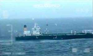 Guarda Costeira dos EUA persegue navio-tanque sancionado pr&oacute;ximo &agrave; Venezuela