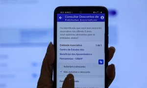 Segurados do INSS podem pedir devolu&ccedil;&atilde;o de descontos ilegais