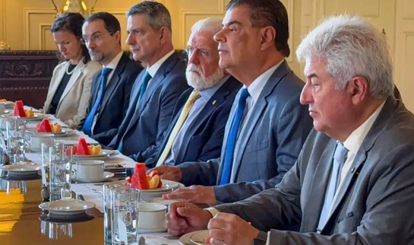 Senadores tentam reverter "tarifa&ccedil;o" de Trump