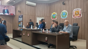 Atualiza&ccedil;&atilde;o do PCCS da &aacute;rea da Comunica&ccedil;&atilde;o avan&ccedil;a em V&aacute;rzea Grande com apoio do Executivo, C&acirc;mara e TCE-MT