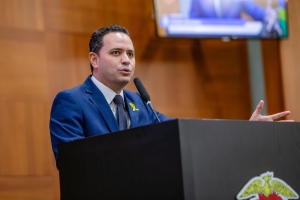 Diego v&ecirc; impacto ambiental milion&aacute;rio e re&uacute;ne assinaturas para CPI