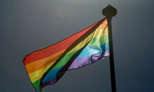 F&oacute;rum lan&ccedil;a manifesto para ampliar inclus&atilde;o de jovens LGBT+ no mercado