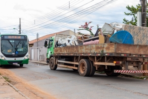 Cata-Treco recolhe materiais inserv&iacute;veis em bairros de Cuiab&aacute; nesta semana