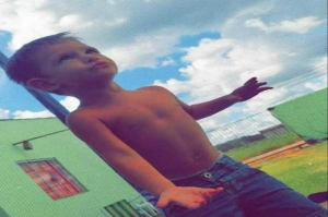 MP n&atilde;o v&ecirc; provas e juiz manda soltar adolescente que confessou matar enteado de 4 anos