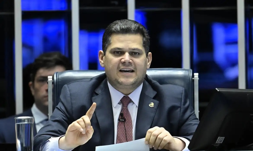 Alcolumbre manda arquivar PEC da Blindagem ap&oacute;s rejei&ccedil;&atilde;o da CCJ