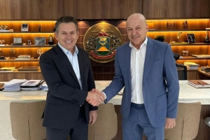 Mauro Mendes agenda reuni&atilde;o com secretariado para tratar de poss&iacute;vel ren&uacute;ncia ao Paiagu&aacute;s