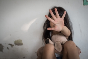 Mato Grosso registra m&eacute;dia de 4 casos di&aacute;rios de estupro contra crian&ccedil;as e adolescentes