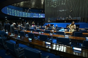 Plen&aacute;rio analisa cadastro de condenados por viol&ecirc;ncia &agrave; mulher nesta ter&ccedil;a