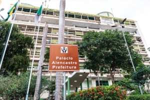 Prefeitura de Cuiab&aacute; paga sal&aacute;rios com b&ocirc;nus de desempenho aos professores e t&eacute;cnicos da educa&ccedil;&atilde;o