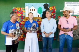 Rei e Rainha da Festa de S&atilde;o Benedito visitam a Prefeitura de Cuiab&aacute;