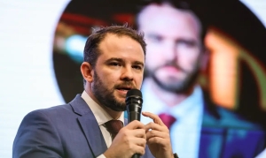 Durigan diz ter medidas alternativas caso ICMS do diesel n&atilde;o avance